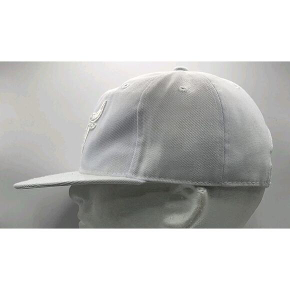 Chicago Bulls MAX Headgear White‎ Cap White Embroidered Logo Snapback Hat NBA - Picture 6 of 9